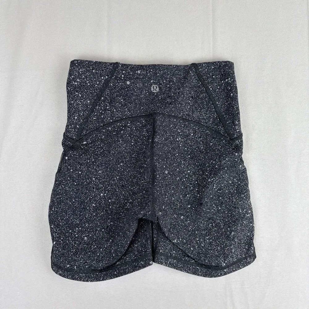 Lululemon Shorts Womens 4 Train‎ Times 6
